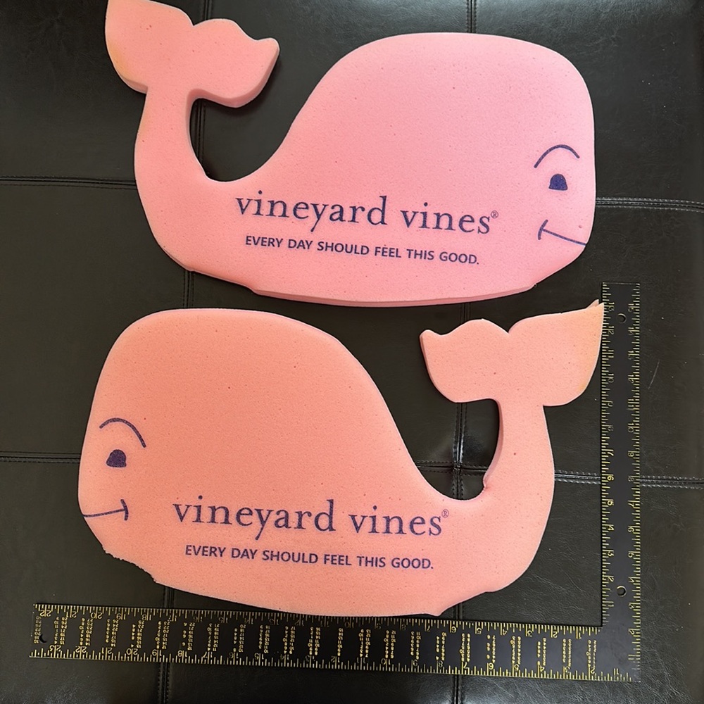 Vineyard Vines Whale head hats - Picture 3 of 8